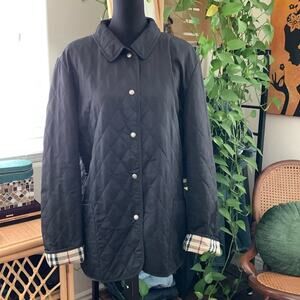 Burberry London Classic Black Diamond Quilted Preppy Snap Up Barn Jacket